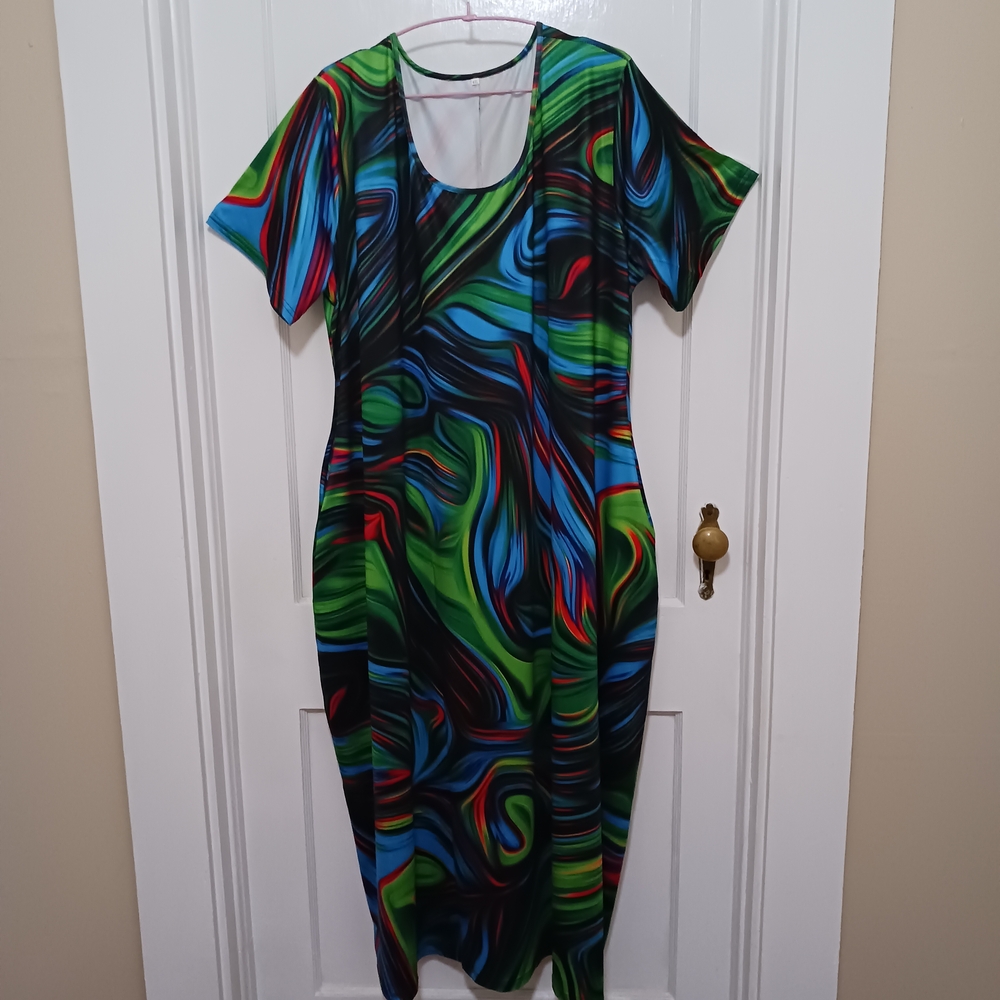 Green and Blue Sheath Midi Dress with Raglan Sleeves
